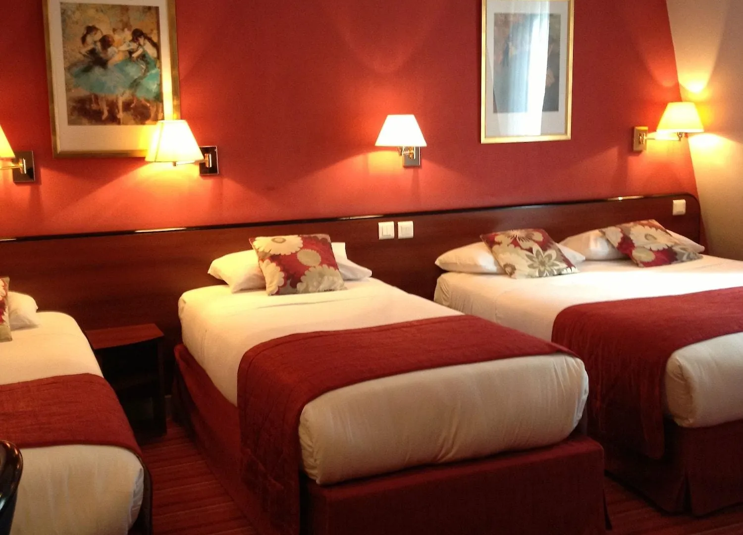 Hotel Des Deux Avenues Paris Frankrike