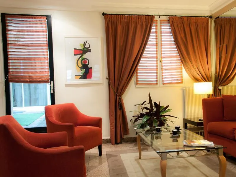 Hotel Des Deux Avenues Paris