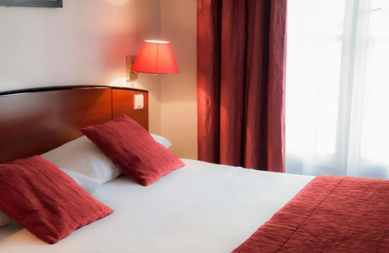 Hotel Des Deux Avenues Paris 3*,  Frankrike
